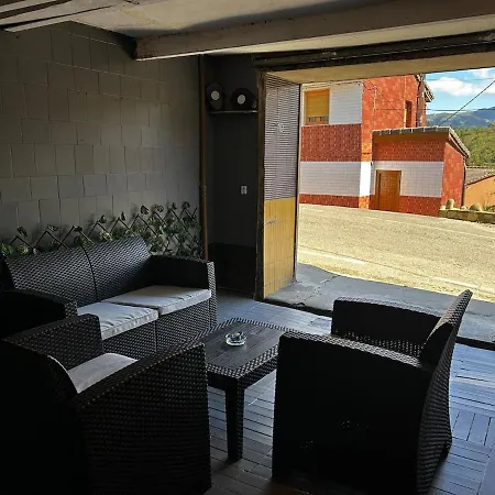 Casita Rural Asturiana - House In Asturias Holiday home San Martin del Rey Aurelio